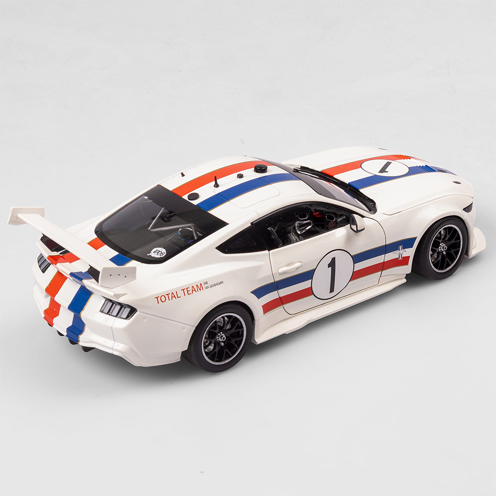 1:18 #1 Ford Mustang GT - Imagination Project Edition 8